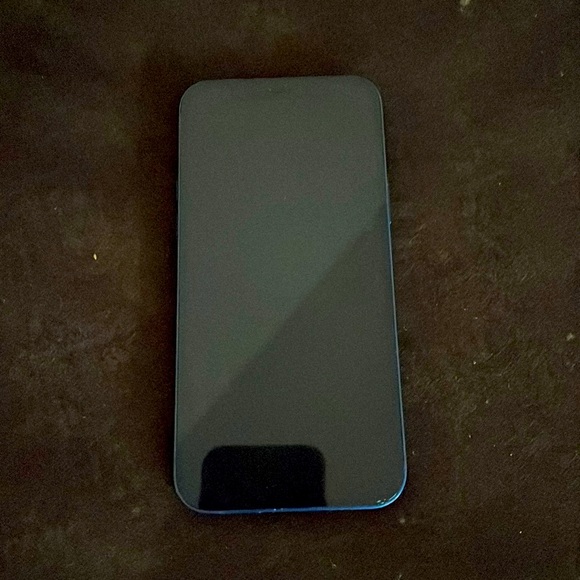 iPhone 12